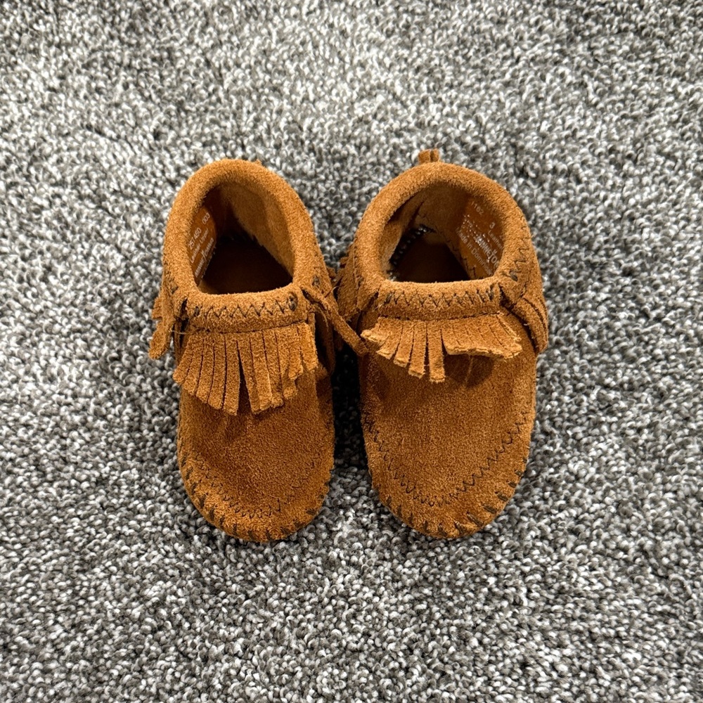 Minnetonka Tan Suede Baby Moccasins